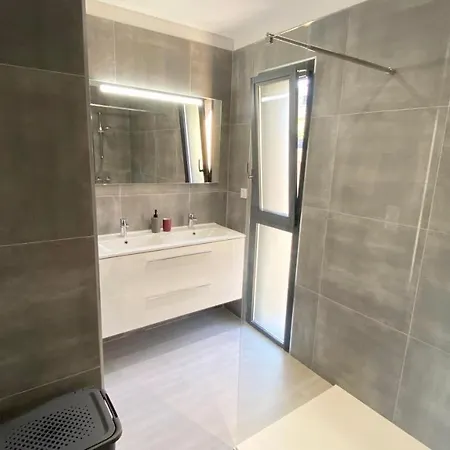 Avec Piscine Privative Villa