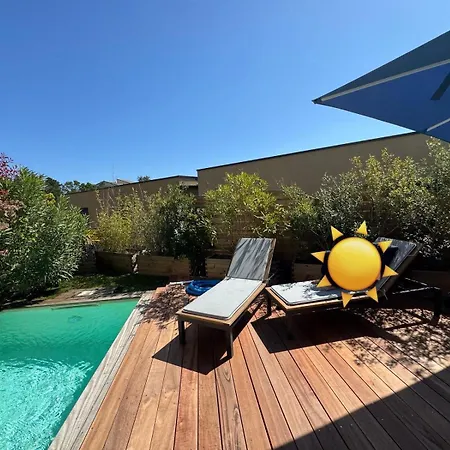 Avec Piscine Privative קונקה